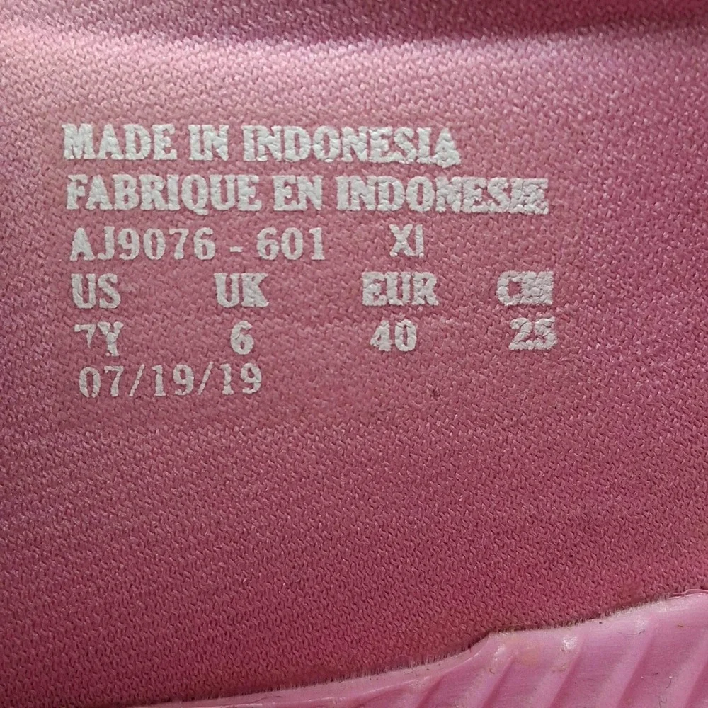 Nike Sunray Adjust 5 Pink Hyper Pink Sandals AJ9076-601 Youth 7Y Womens 8.5